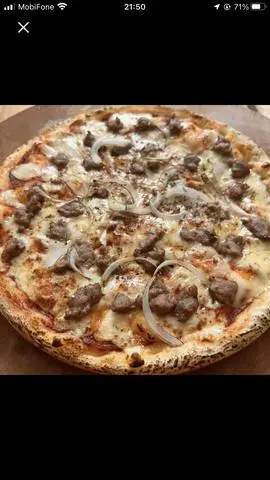 Hình ảnh Pizza bò phô mai