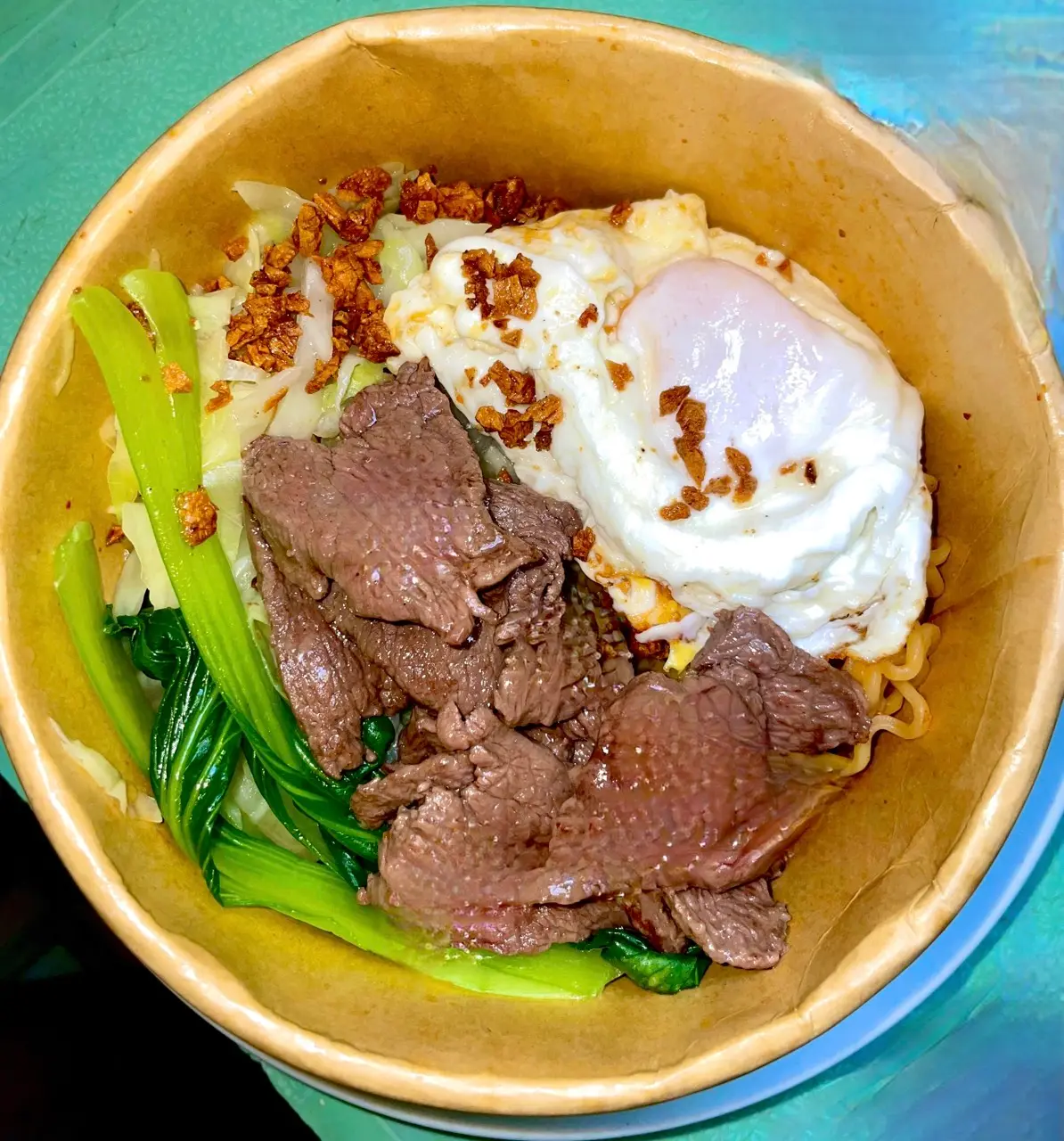 Hình ảnh Mì trộn bò - trứng