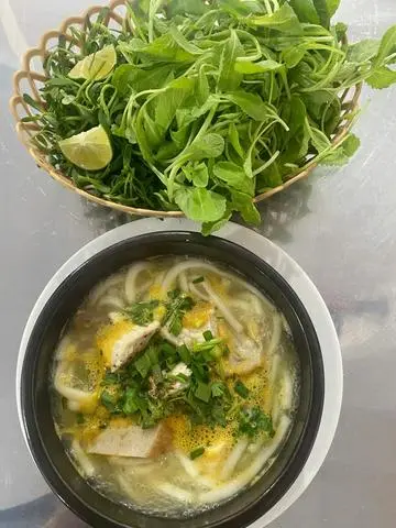Hình ảnh Bánh canh cá lóc tô thường