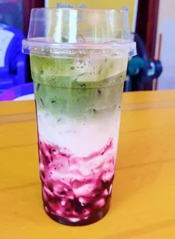Hình ảnh matcha latte việt quất kem matcha