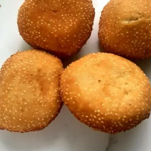 Hình ảnh Combo bánh tiêu 10 cái