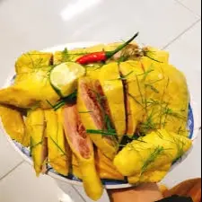 Hình ảnh gà ủ muối 1/2 con (ăn mát) + nước sốt chấm gà