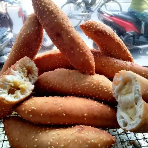 Hình ảnh Bánh tiêu nhân sầu riêng