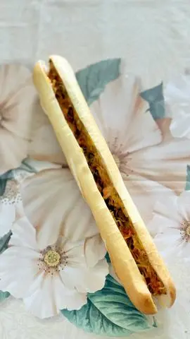 Hình ảnh Bánh Mì Que