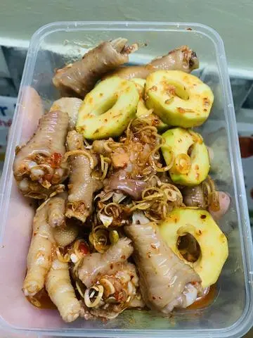 Hình ảnh chân gà sốt thái 