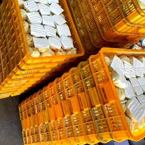 Hình ảnh Bánh bao 2 trứng cút - Chưa Hấp