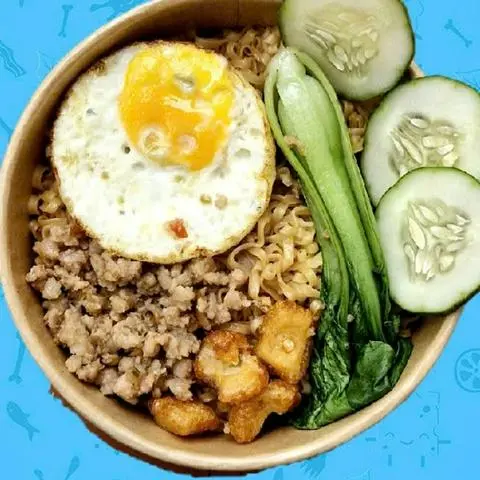 Hình ảnh Mì Trộn Ốp La + Thịt Bằm