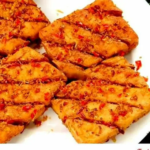 Hình ảnh Cơm rau xào nấm kho đậu hủ xả dưa mắm 