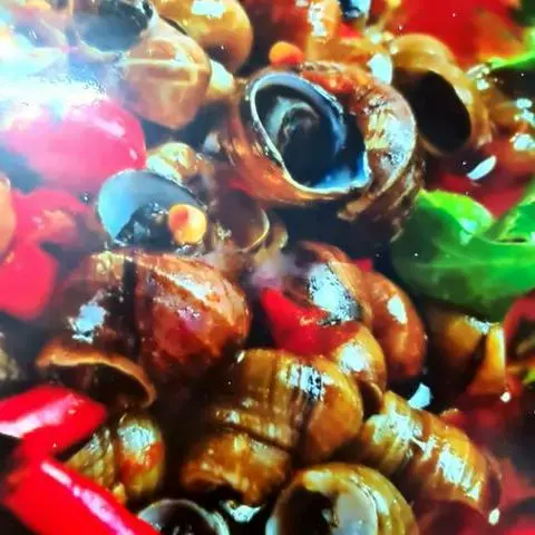 Hình ảnh Ốc gạo xào sa tế