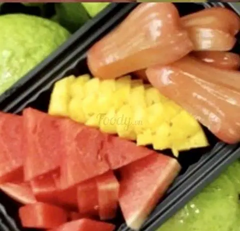 Hình ảnh Thơm - mận - dưa hấu(kèm muối chấm)