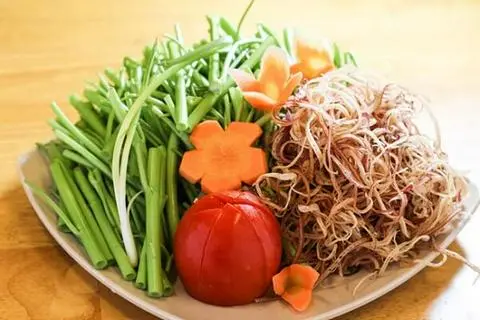 Hình ảnh rau thêm cho các lẩu 