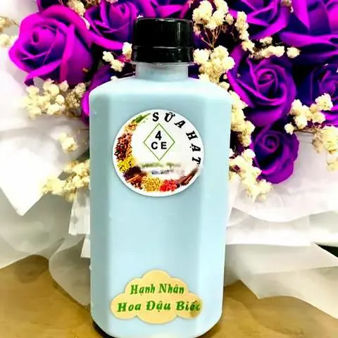 Hình ảnh Hạnh nhân - Hoa đậu biếc