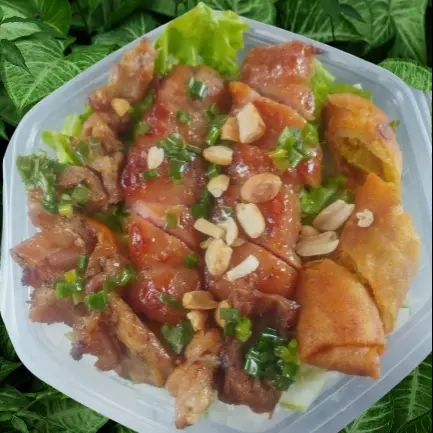 Hình ảnh Bún thịt nướng đặc biệt (siêu topping)