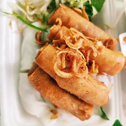 Hình ảnh Bánh Cuốn Chả Giò 