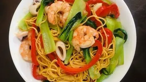 Hình ảnh Mì xào hải sản