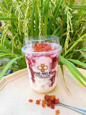 Hình ảnh Yogurt Nho Đen