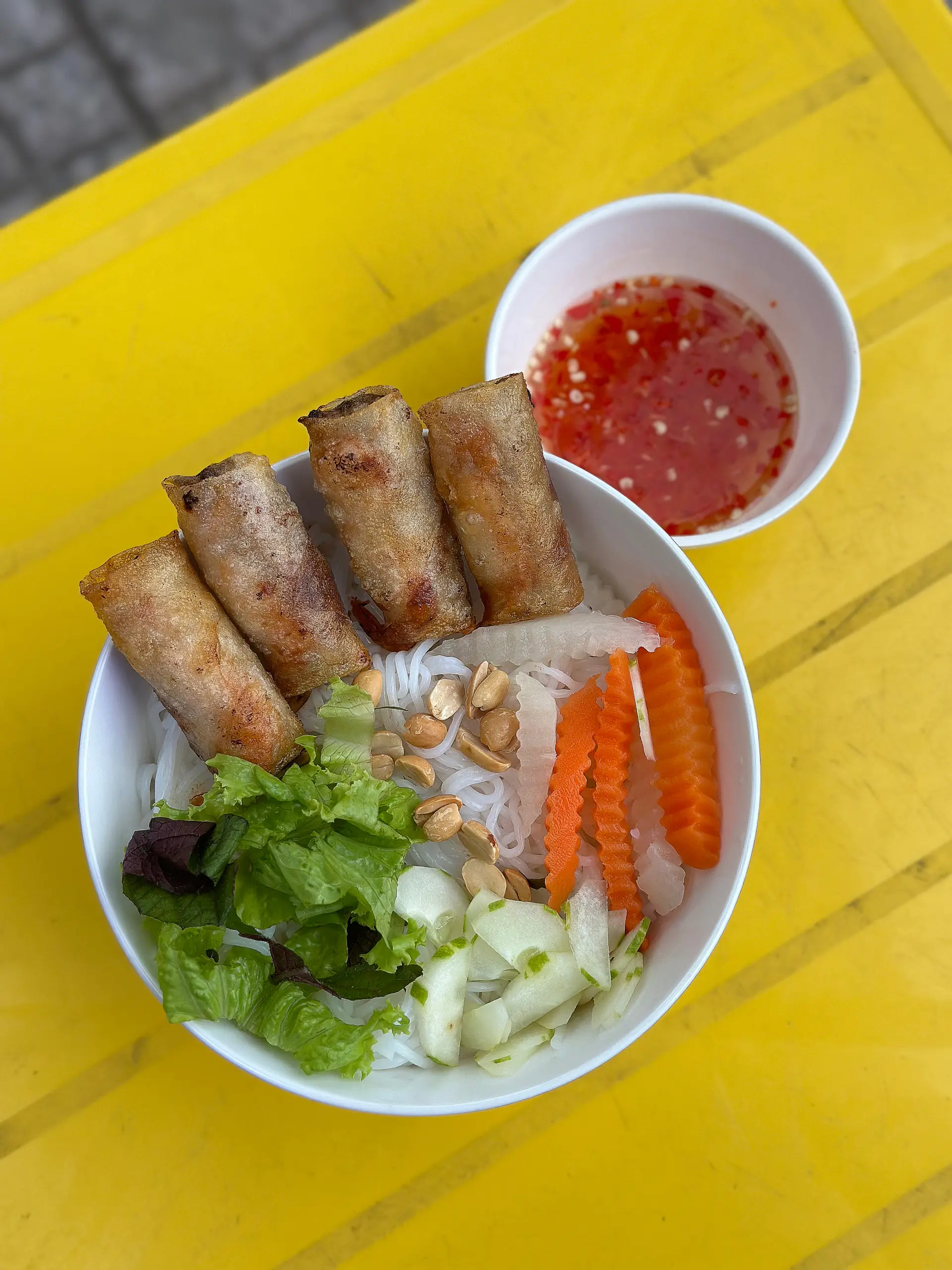 Hình ảnh bún chả ram tôm đất