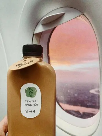 Hình ảnh Trà Sữa Nguyên Lá Đậm Vị  ( CHAI )