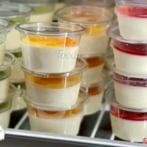 Hình ảnh Combo 5 hủ panna cotta