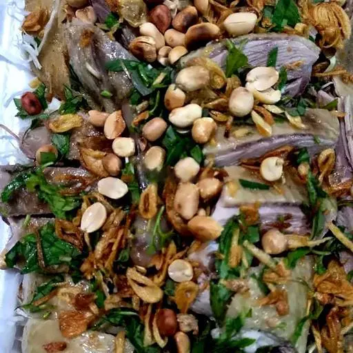 Hình ảnh Goi vịt 4 người ăn
