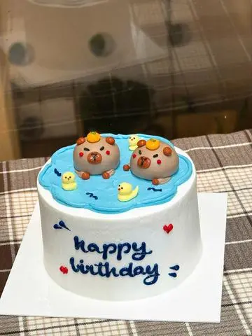 Hình ảnh Bánh Kem Mini Capybara Summer
