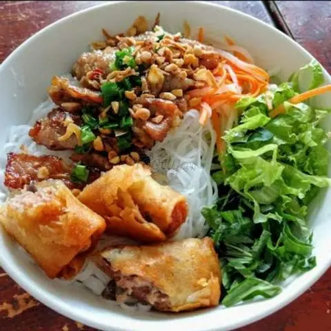 Hình ảnh Bún Thịt Nướng + Bì + Chả Giò (Món mới)