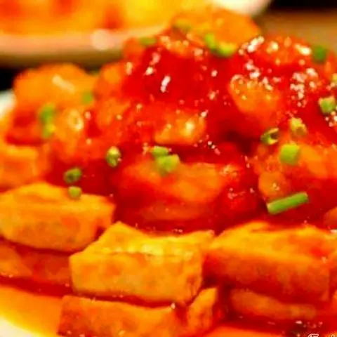 Hình ảnh Cơm rau xào nấm kho đậu hủ sốt cà dưa mắm