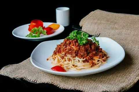 Hình ảnh Mì Ý bò bằm lớn