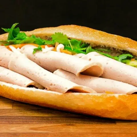 Hình ảnh Bánh mì Tươi Chả - Bánh mềm ngon 
