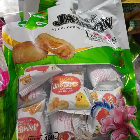 Hình ảnh Bánh JamBon chà bông 
