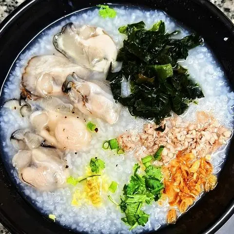 Hình ảnh cháo hàu thịt bằm