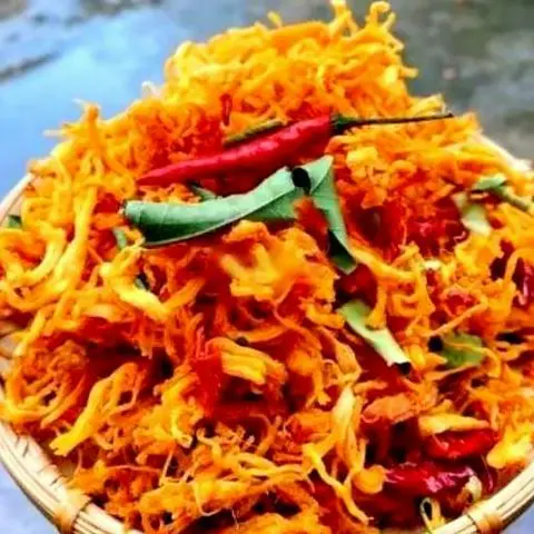 Hình ảnh Khô gà lá chanh gói nhỏ