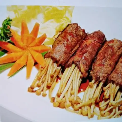 Hình ảnh Bò cuộn nấm 