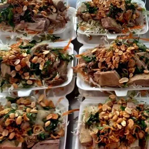 Hình ảnh Goi vịt 1 người ăn