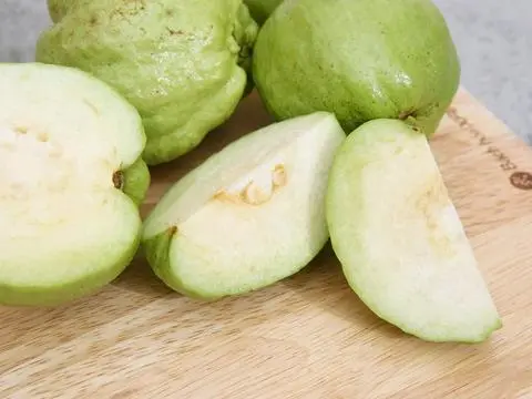 Hình ảnh Set Ổi Nữ Hoàng Cắt Sẵn 