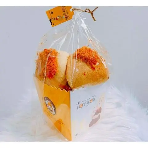 Hình ảnh Bánh gà cay trứng muối