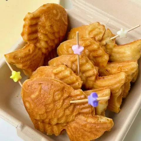 Hình ảnh Phô Mai Tan + Chà Bông