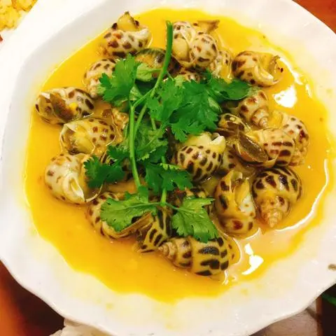 Hình ảnh ỐC HƯƠNG XÀO PHÔ MAI TRỨNG MUỐI 