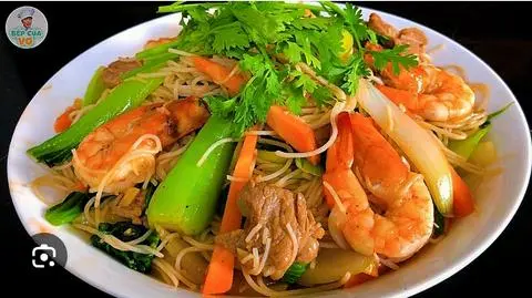 Hình ảnh Bún gạo xào hải sản