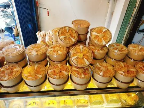 Hình ảnh Bánh bông lan tô 50k