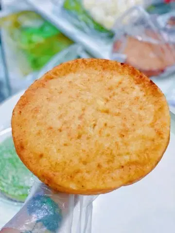 Hình ảnh 1 ổ - Bánh Khoai mì nướng 1kg