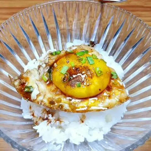 Hình ảnh Cơm trứng chiên nước mắm