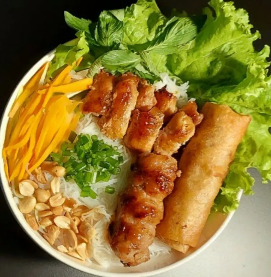 Hình ảnh Bún chả giò