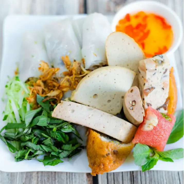 Hình ảnh Combo 2 Bánh Cuốn Đặc Biệt Nhiều Nhân Thịt Tặng 1 Nước Suối lạnh 