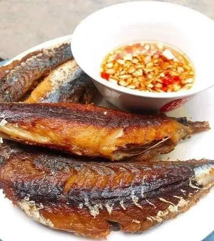Hình ảnh Cơm cá chiên