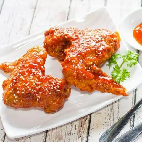 Hình ảnh Combo 2 Gà rán (1 Sốt Mù tạc Mật Ong + 1 Sốt Trứng Muối) - Tặng kèm Khoai tây
