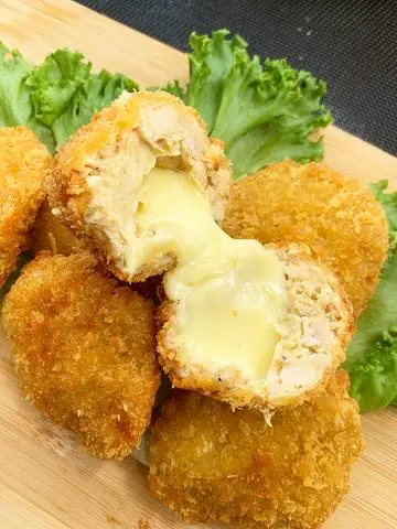 Hình ảnh Bánh Gà Phô Mai (set nhỏ 3 cái)