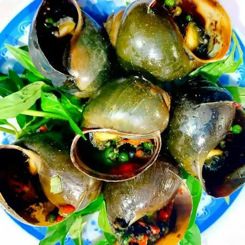 Hình ảnh Ốc bươu nướng tiêu xanh