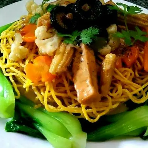 Hình ảnh Mì xào mềm chay