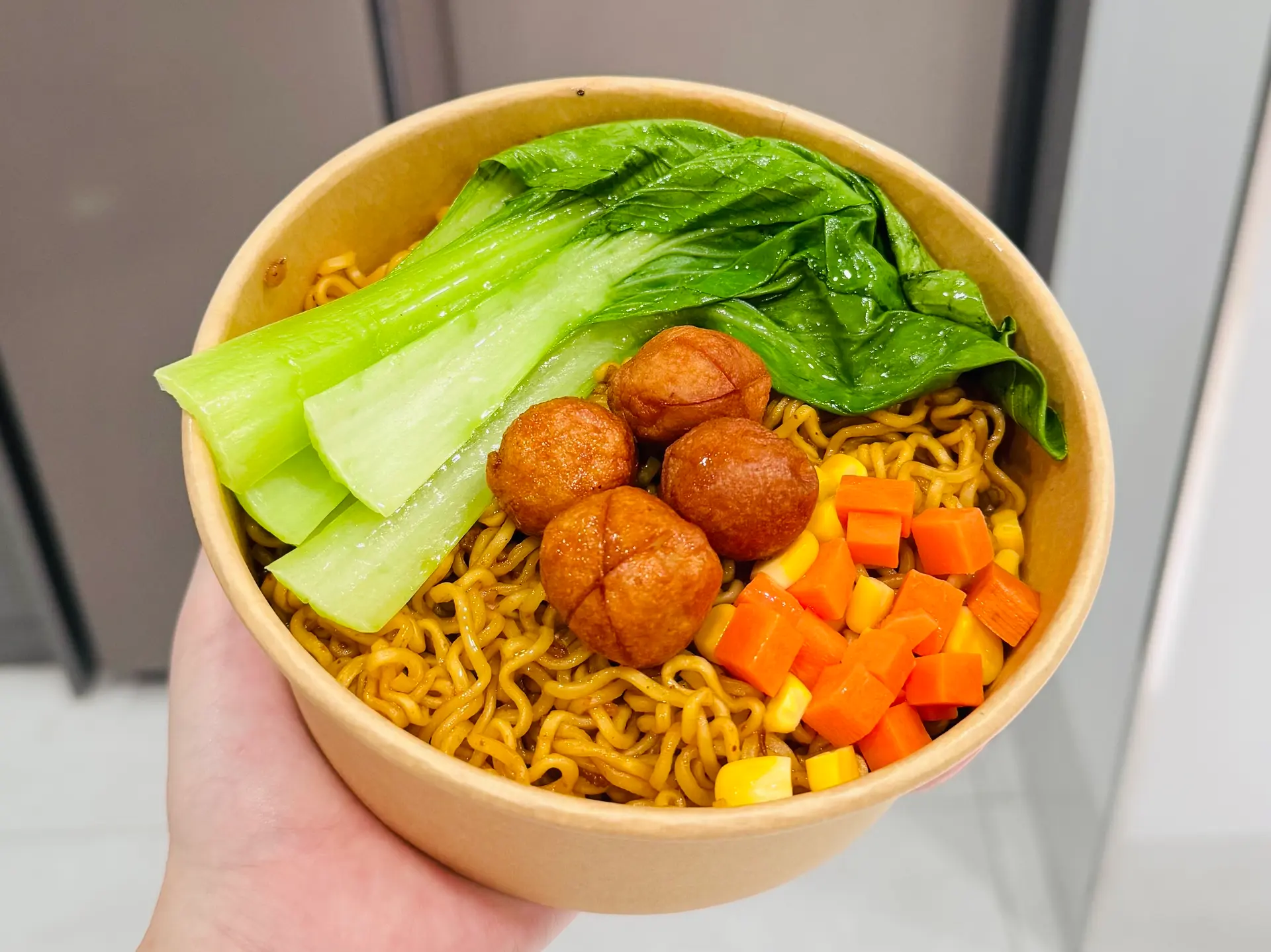 Hình ảnh Mì trộn thập cẩm viên